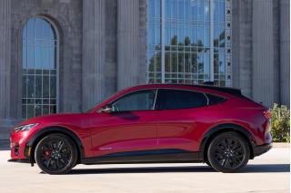 Τι αλλαγές φέρνει η Ford στην Mustang Mach-E ενόψει του 2025;