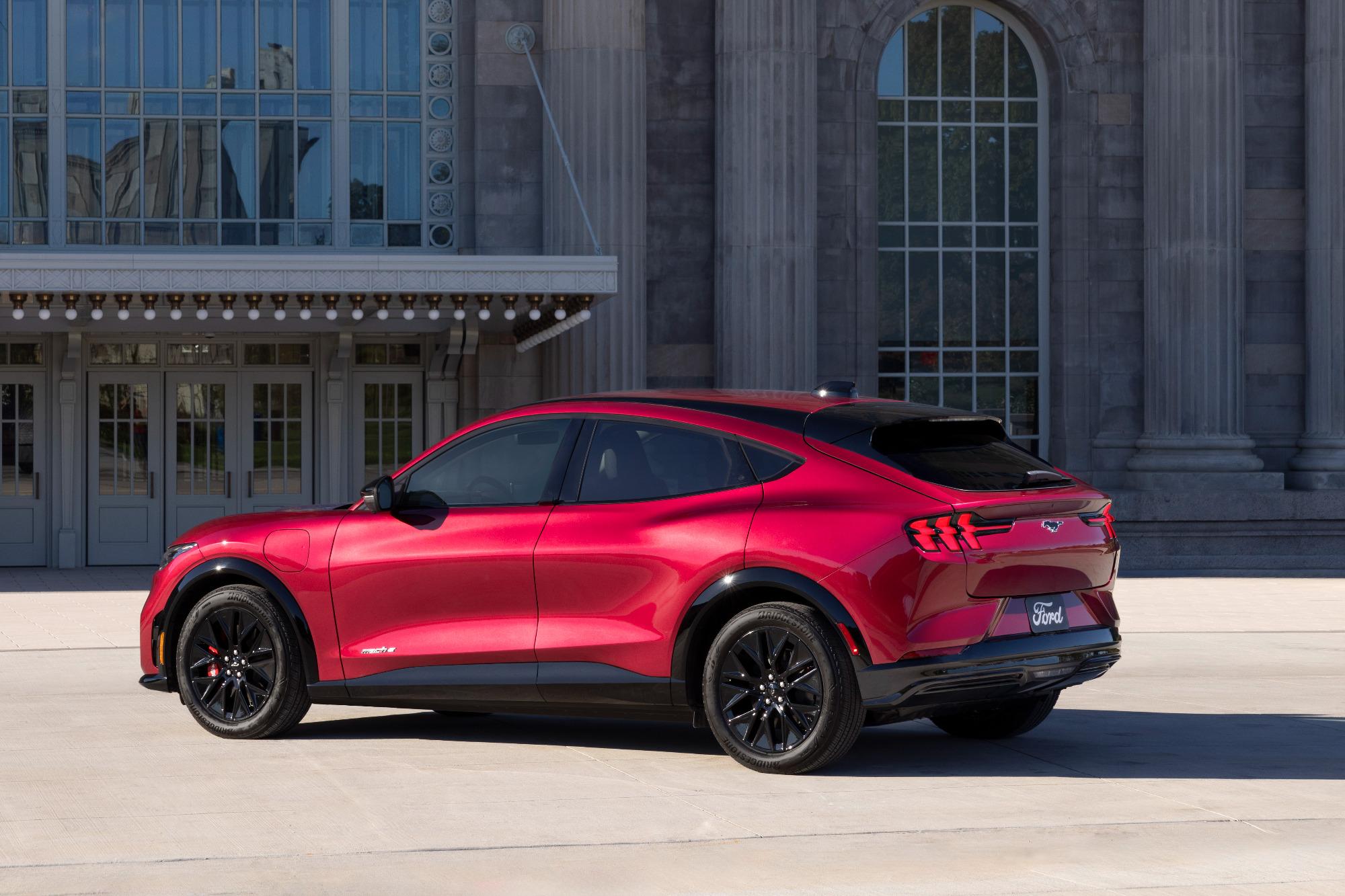 Τι αλλαγές φέρνει η Ford στην Mustang Mach-E ενόψει του 2025;