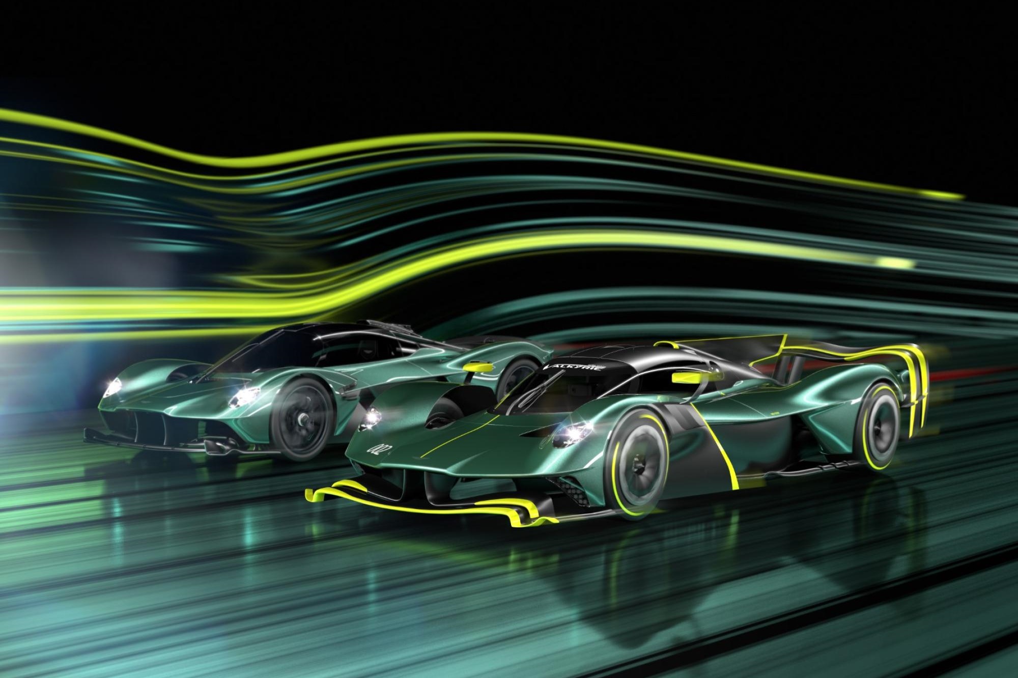 H Aston Martin Valkyrie σπάει το ρεκόρ γύρου στο Silverstone 